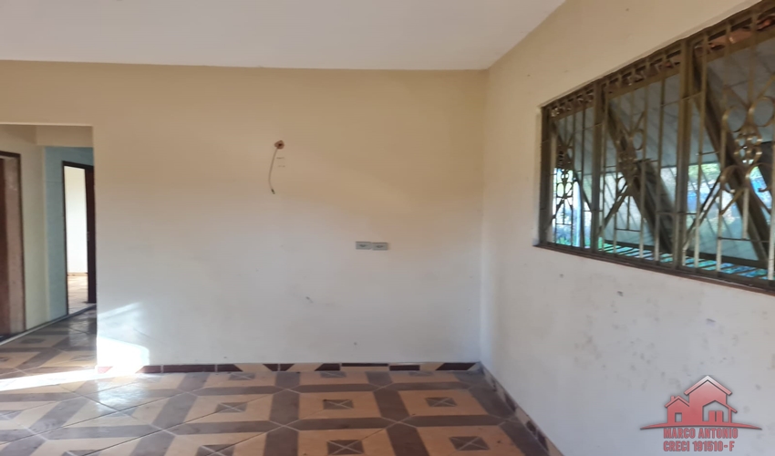 Excelente Chácara a Venda de 3.000 m² a 4 Km de Bauru – SP Excelente Chácara a Venda de 3.000 m² a 4 Km de Bauru – SP
