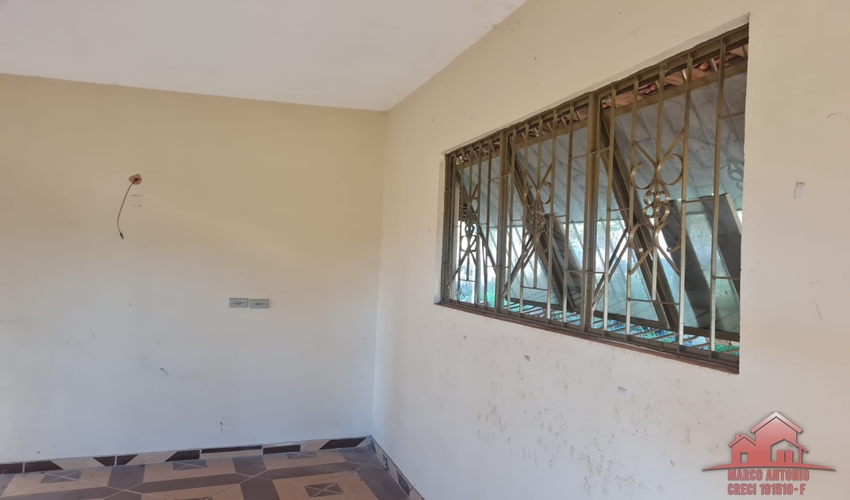 Excelente Chácara a Venda de 3.000 m² a 4 Km de Bauru – SP Excelente Chácara a Venda de 3.000 m² a 4 Km de Bauru – SP