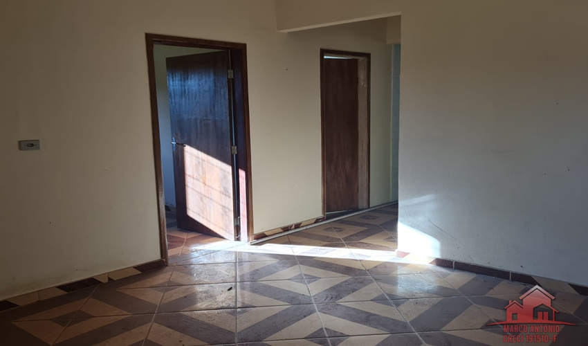 Excelente Chácara a Venda de 3.000 m² a 4 Km de Bauru – SP Excelente Chácara a Venda de 3.000 m² a 4 Km de Bauru – SP