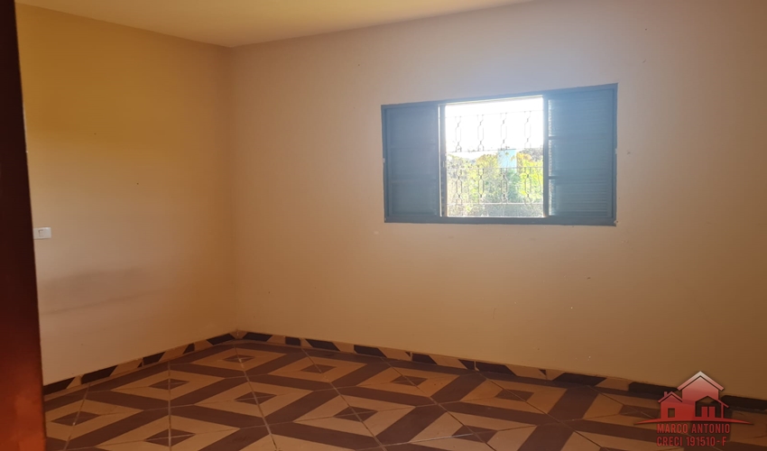 Excelente Chácara a Venda de 3.000 m² a 4 Km de Bauru – SP Excelente Chácara a Venda de 3.000 m² a 4 Km de Bauru – SP