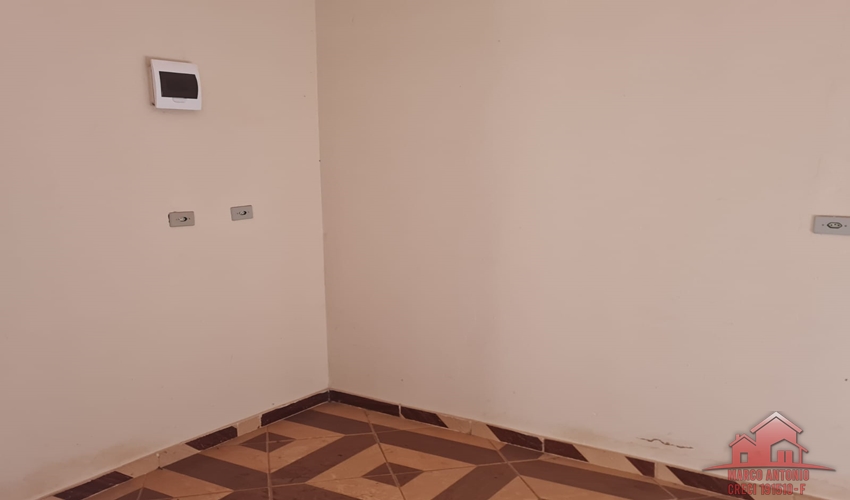 Excelente Chácara a Venda de 3.000 m² a 4 Km de Bauru – SP Excelente Chácara a Venda de 3.000 m² a 4 Km de Bauru – SP
