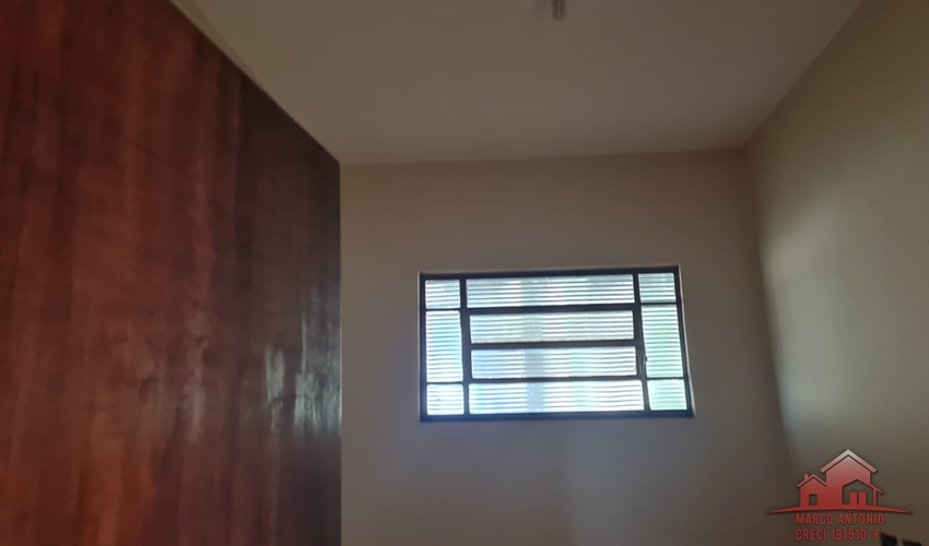 Excelente Chácara a Venda de 3.000 m² a 4 Km de Bauru – SP Excelente Chácara a Venda de 3.000 m² a 4 Km de Bauru – SP