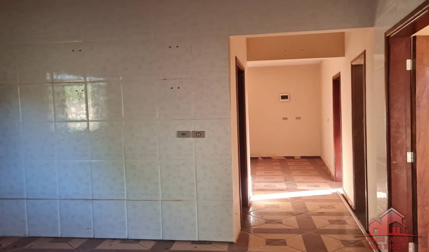 Excelente Chácara a Venda de 3.000 m² a 4 Km de Bauru – SP Excelente Chácara a Venda de 3.000 m² a 4 Km de Bauru – SP