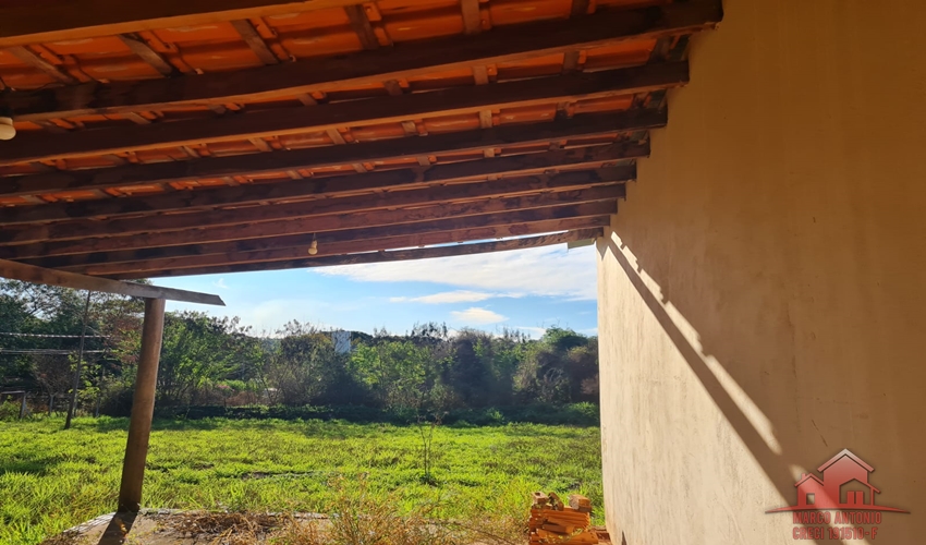 Excelente Chácara a Venda de 3.000 m² a 4 Km de Bauru – SP Excelente Chácara a Venda de 3.000 m² a 4 Km de Bauru – SP