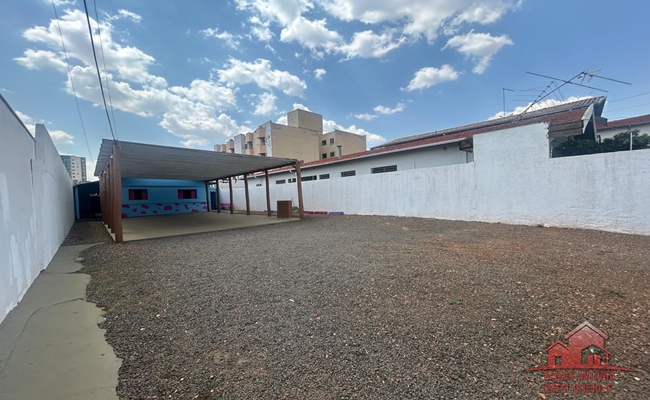 Excelente Residência Comercial a Venda no Jardim Brasil – Bauru, SP Excelente Residência Comercial a Venda no Jardim Brasil – Bauru, SP