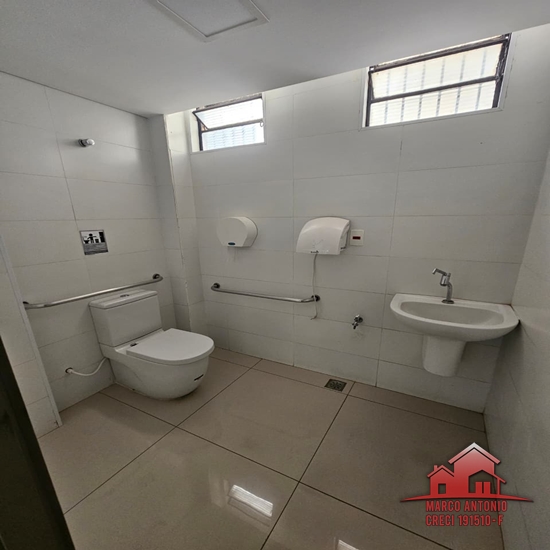 Locação – Prédio Comercial no Calçadão de Bauru – SP