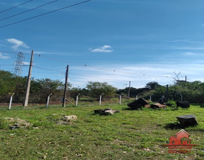 Excelente Chácara de 5.000m² a Venda Em Bauru-SP