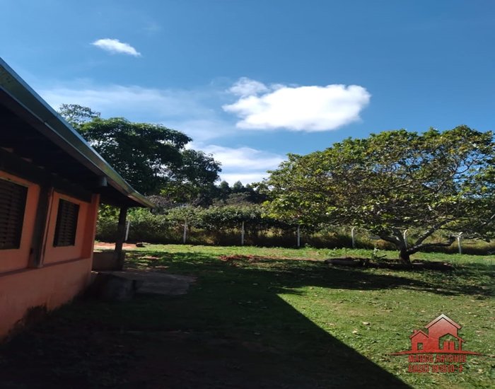 Excelente Chácara de 5.000m² a Venda Em Bauru-SP