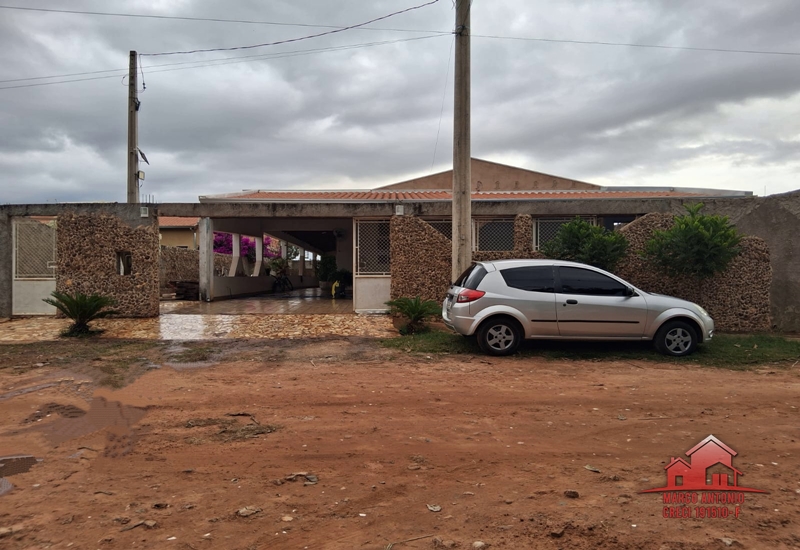 Excelente Rancho a Venda no Condomínio Santa Amélia- Iacanga