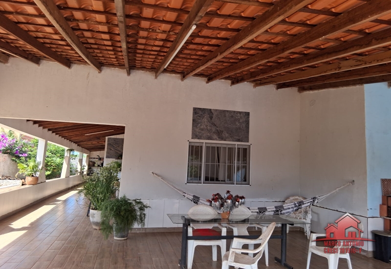 Excelente Rancho a Venda no Condomínio Santa Amélia- Iacanga